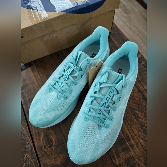 Asics DYNABLAST 5. Color Soothing Sea/Oasis Green. Size 12. New. - Picture 2 of 7